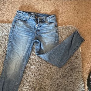American Eagle Size 6 Boyfriend Jeans